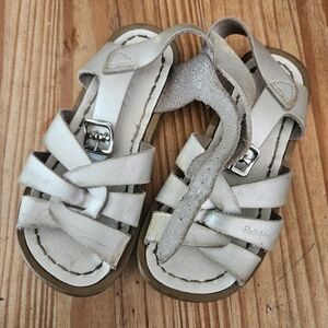 Silver salt water sandals toddler 9